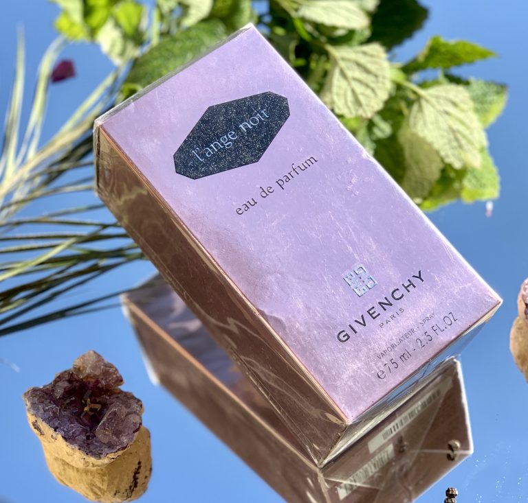 Alternative view of Givenchy L' Ange Noir 75ml edp