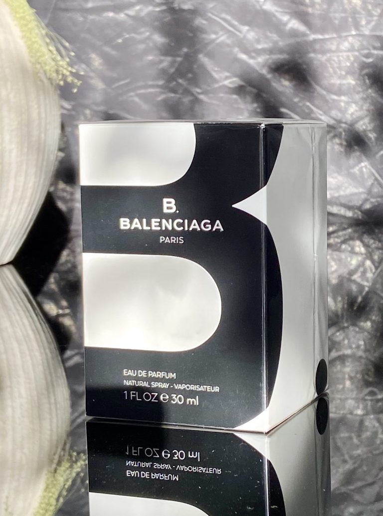 Alternative view of Balenciaga B. Balenciaga 30ml Eau de Parfum