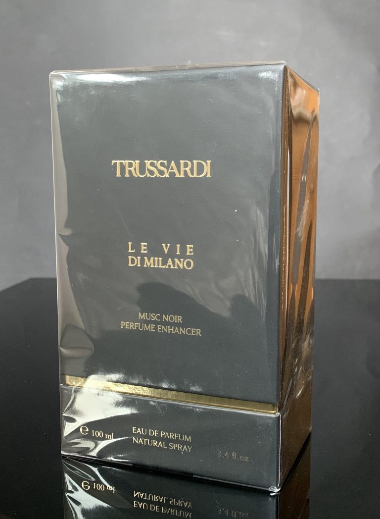 Alternative view of Trussardi Le Vie Di Milano Musc Noir Perfume Enhancer 100ml