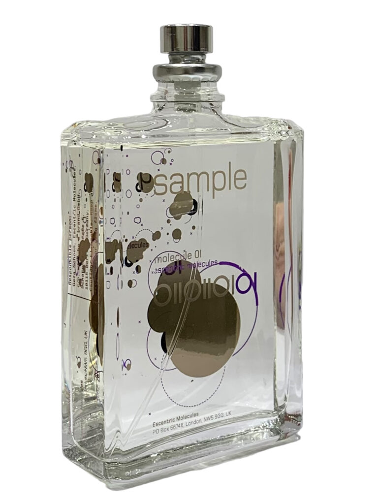 Alternative view of Molecule 01 Escentric Molecules 100ml