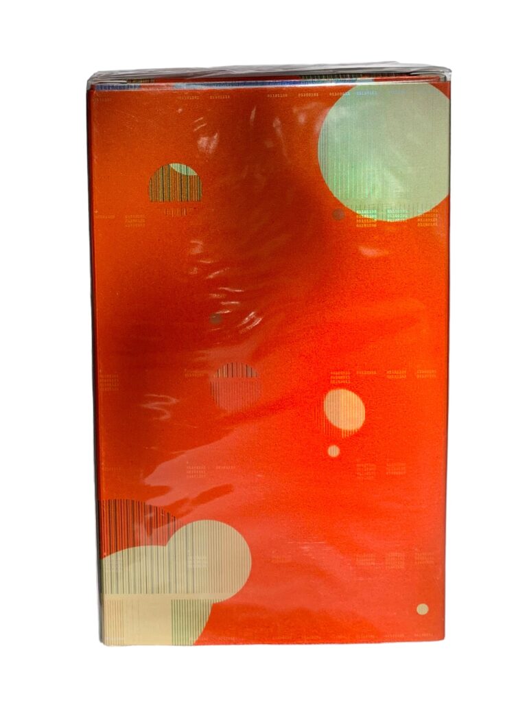 Alternative view of Molecule 01 + Mandarin Escentric Molecules 100ml