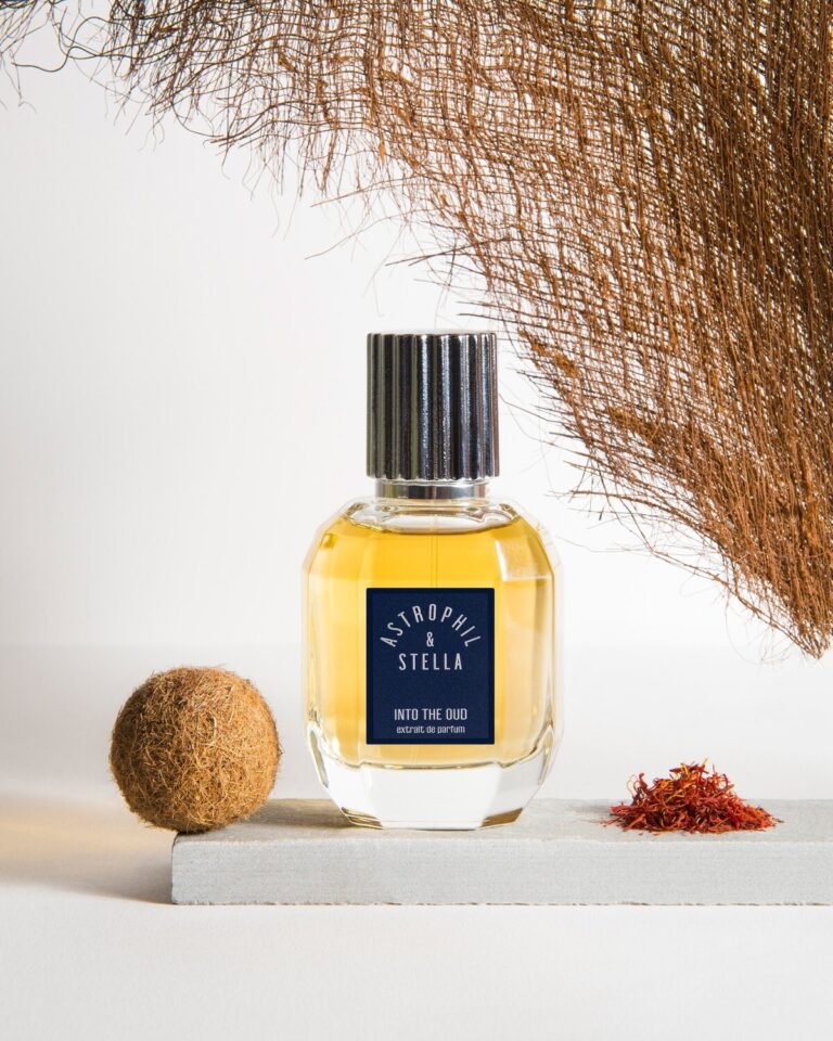 Alternative view of Astrophil & Stella Into The Oud Extrait De Parfum 50ml gratis