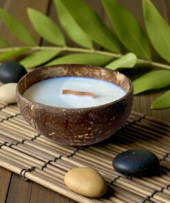 Naturalna świeca sojowa w kokosie 300g